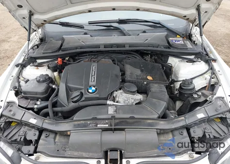 2011 BMW 335I xDrive z USA, uszkodzony, nr VIN WBAKF9C55BE619862